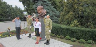 У день Незалежності України в Черкасах відкрили пам’ятник генерал-майору