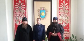 Архієпископ Афанасій (Шкурупій) провів зустріч із керівництвом Черкаської ОДА