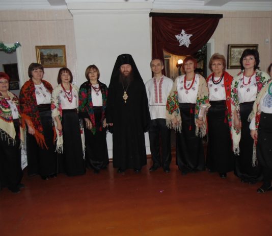 Дитячий та архієрейський хори привітали архієпископа Афанасія (Шкурупія) з Різдвом Христовим