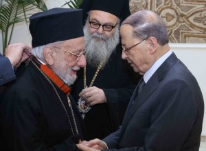 Нагородження митрополита Гір Ліванських Георгія (Ходра). Фото lstatic.org