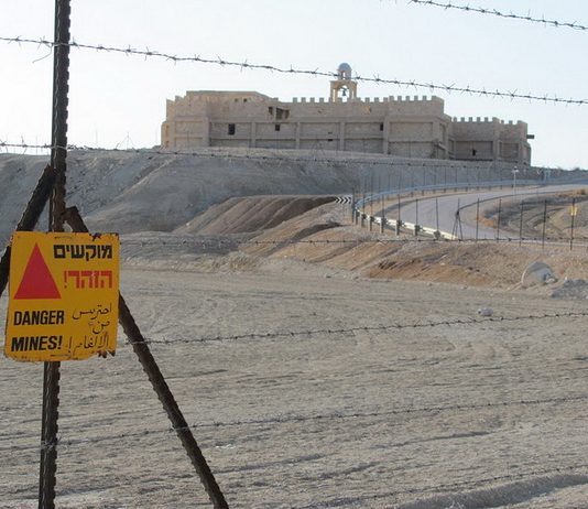 Заміновані “храми-примари” біля Йордану розчистять і відкриють для паломників