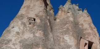 Навіщо єпархіальному сайту розділ “Православний світ”?