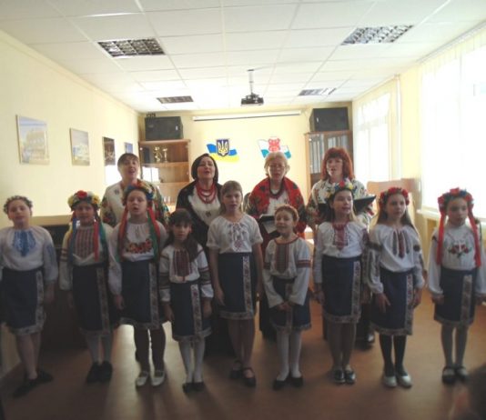 Срібні дзвіночки «Янголів з небес» відлунали в районній раді