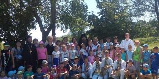 Удруге доброчинний патріотичний пленер Харківсько-Полтавської Єпархії УАПЦ зібрав дітей на Полтавщині