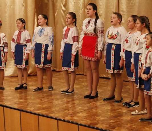 Концерт дитячої хорової студії «Янголи з небес» та паломництво по Церквам Києва