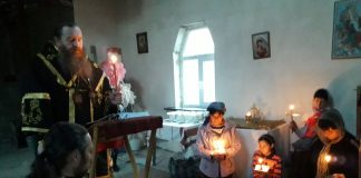 Архієпископ Афанасій звершив утреню з читанням Страсних Євангелій