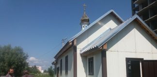 Архієпископ Афанасій оглянув будівництво храму-каплиці прп. Іларіона Великого в м. Черкаси