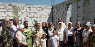 Архієпископ Афанасій освятив будівництво храму в Катеринополі