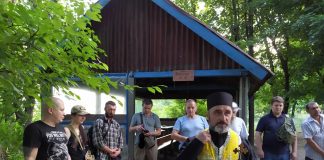 Благочинний Харківщини благословив козаків