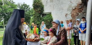 Архієпископ Афанасій очолив святкове Богослужіння в м. Новомиргород