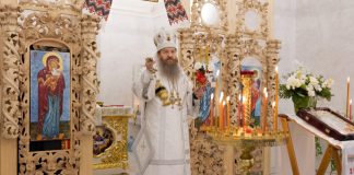 Архієпископ Афанасій звершив Богослужіння свята Вокресіння Христового