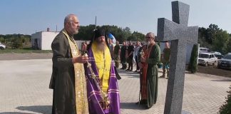 Архієпископ Афанасій взяв участь в урочистому відкритті Алеї Слави в м. Чугуїві